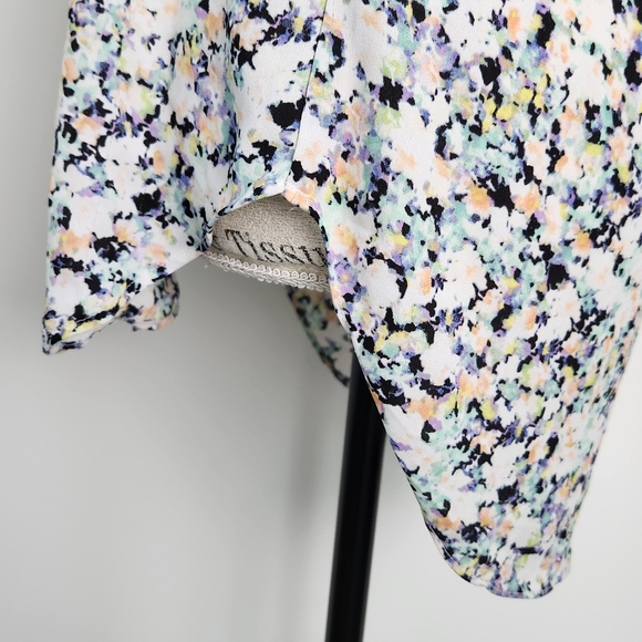 H&M Sleeveless Blouse - Picture 8 of 11